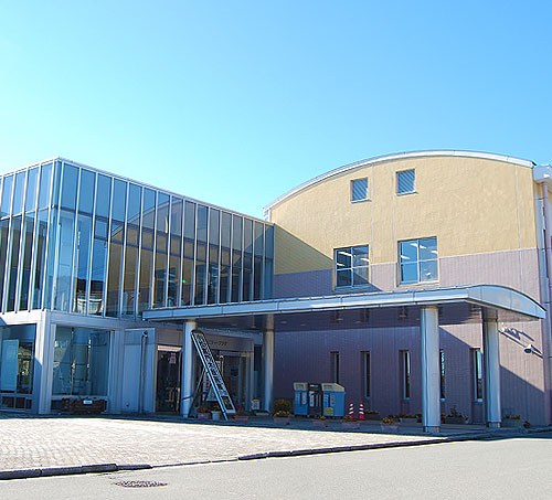 コミュニティプラザ、図書館