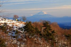 佳作　東屋と富士山