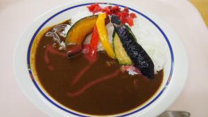 ルバーブカレー（高原野菜のせ）