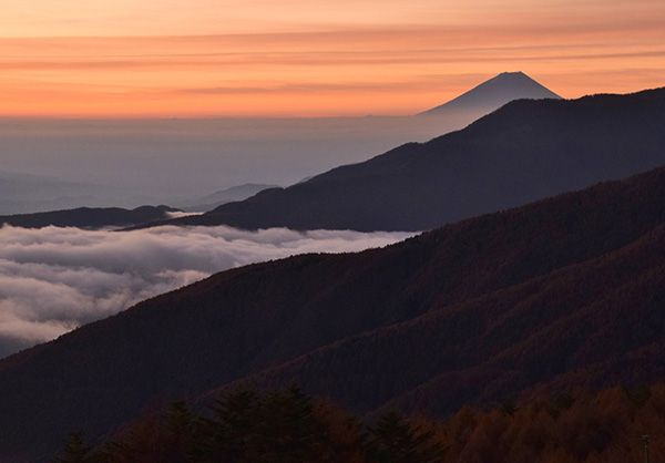 富士山部門　佳作「早朝の勇姿」下川芳樹