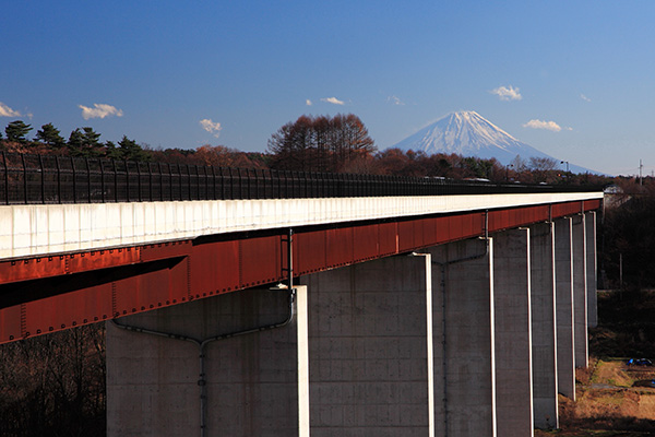 佳作「世界遺産の見える橋」小口照人