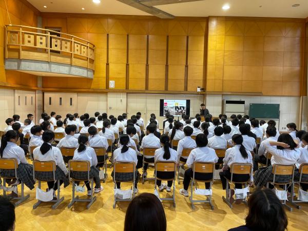 富士見中学校1年生の様子