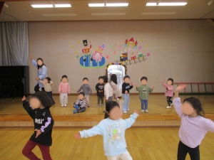 劇遊びごっこをしているところ