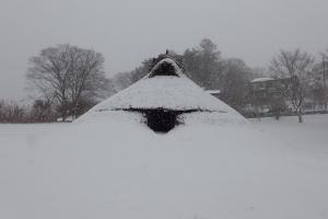 井戸尻遺跡（雪）の中